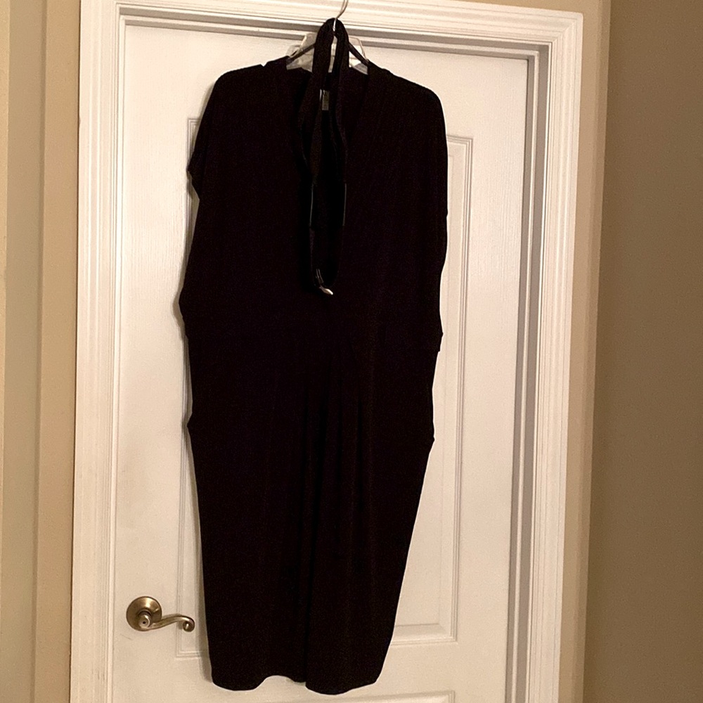3x black dress